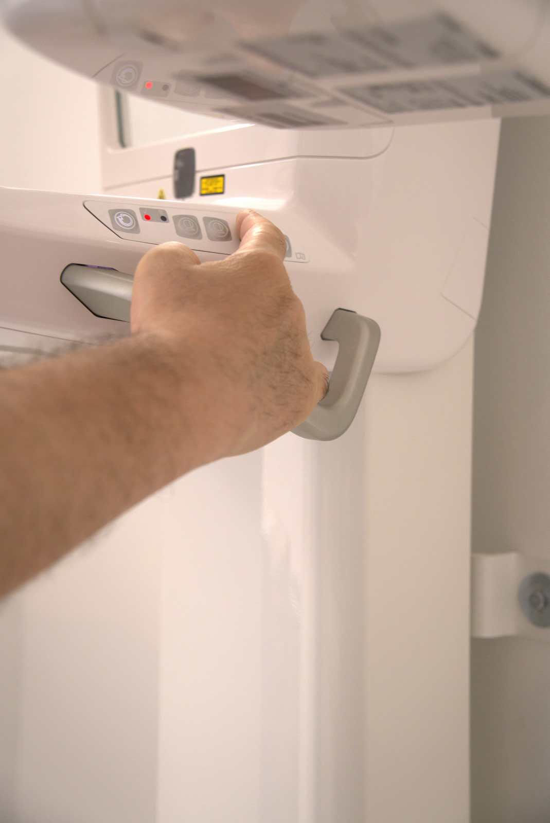 Почему стоит выбрать клинику DNP Dental для установки имплантатов Neodent?